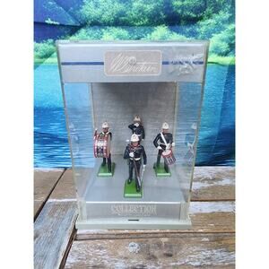 Britains Toy Soldiers — Royal Marines Drum And Bugle Corp. In Case Vintage Set